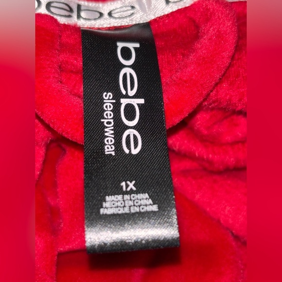 Bebe Crystal‎ Logo Embellished Velour Sash Tie Plush Robe Women 1X Luxe Lounge - Picture 3 of 8